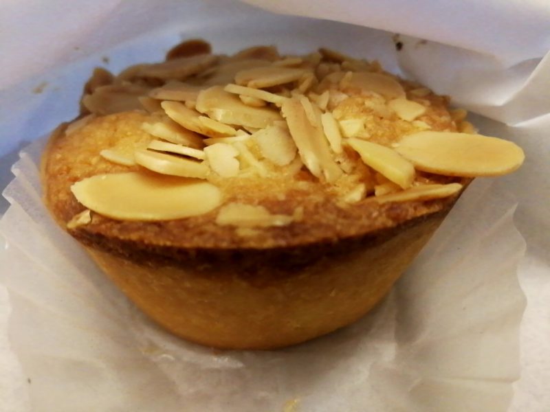 AlmondTart　かなりお得で美味しい